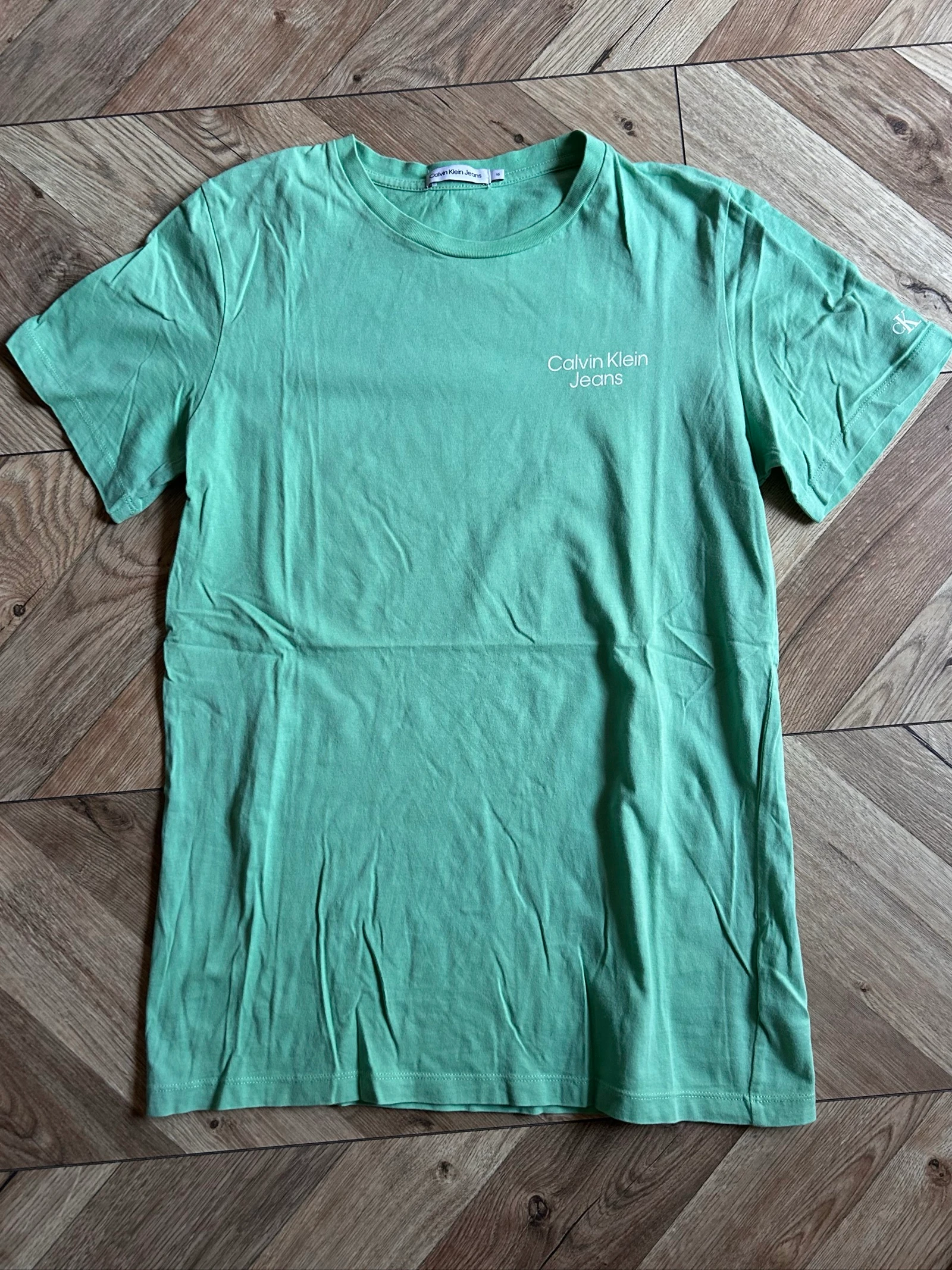 T-shirt Calvin Klein Jeans vert d'eau / menthe – Taille 16 ans (XS / S)